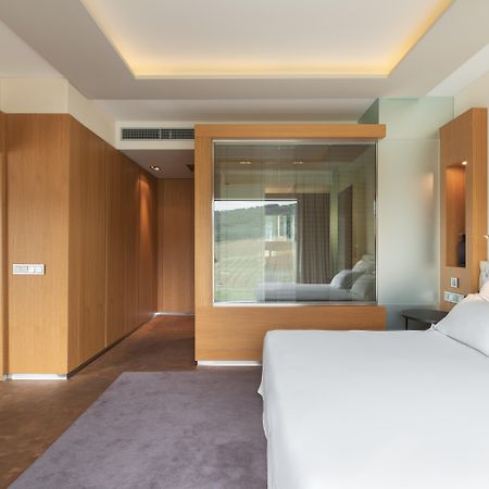 Valbusenda Hotel Bodega & Spa โตโร ภายนอก รูปภาพ