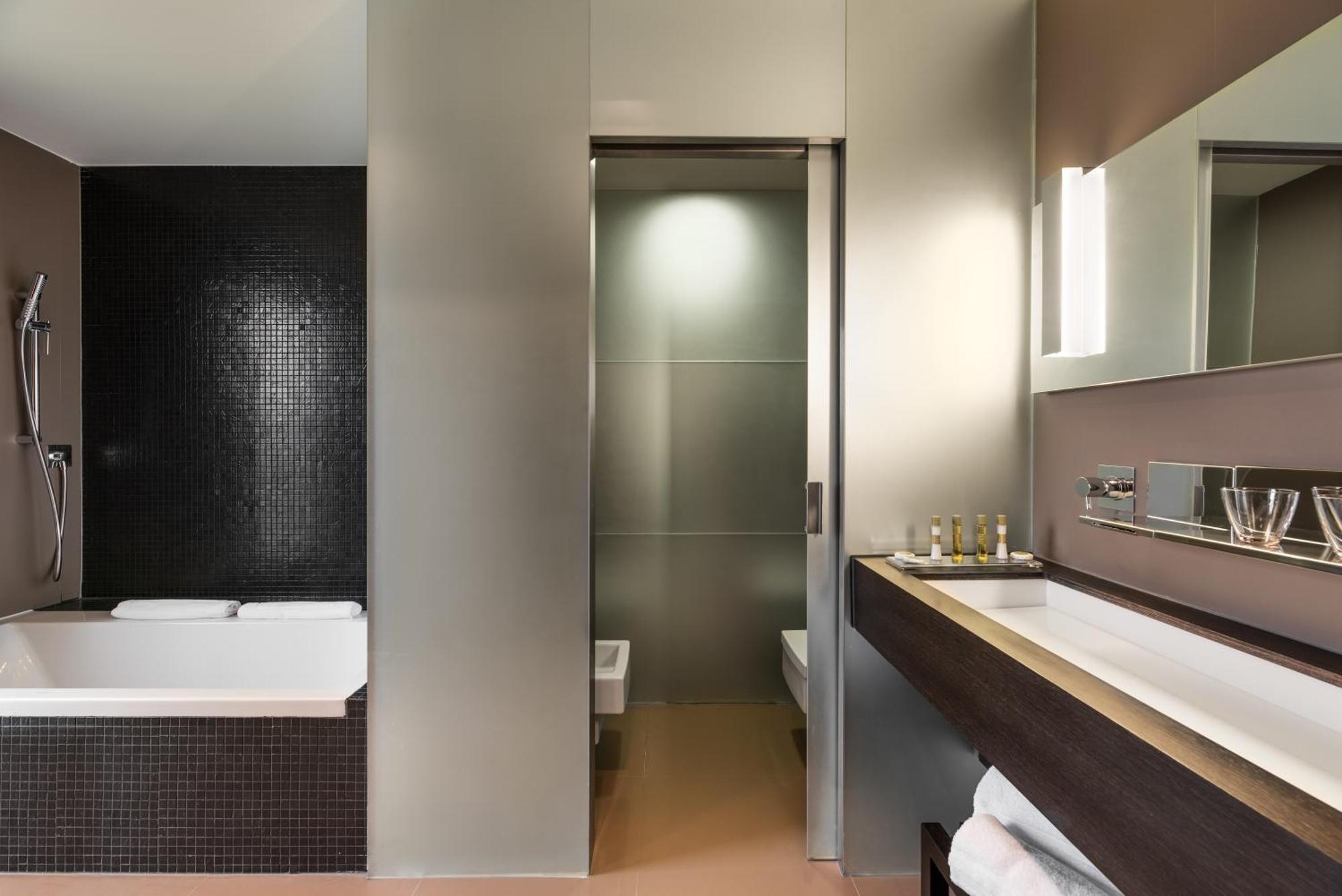Valbusenda Hotel Bodega & Spa โตโร ภายนอก รูปภาพ